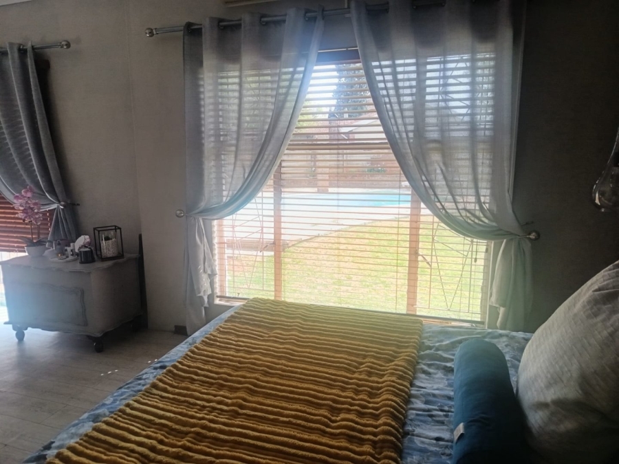 4 Bedroom Property for Sale in Carters Glen Northern Cape